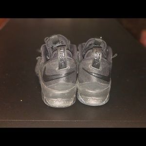 Men’s Nike shoes